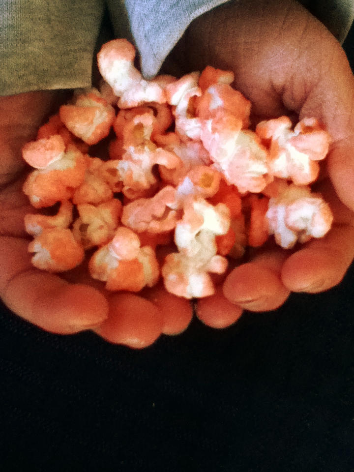 Sweet flavored popcorn