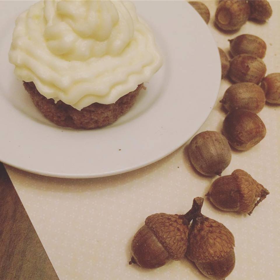 Acorn Spice Cupcakes (gluten free)