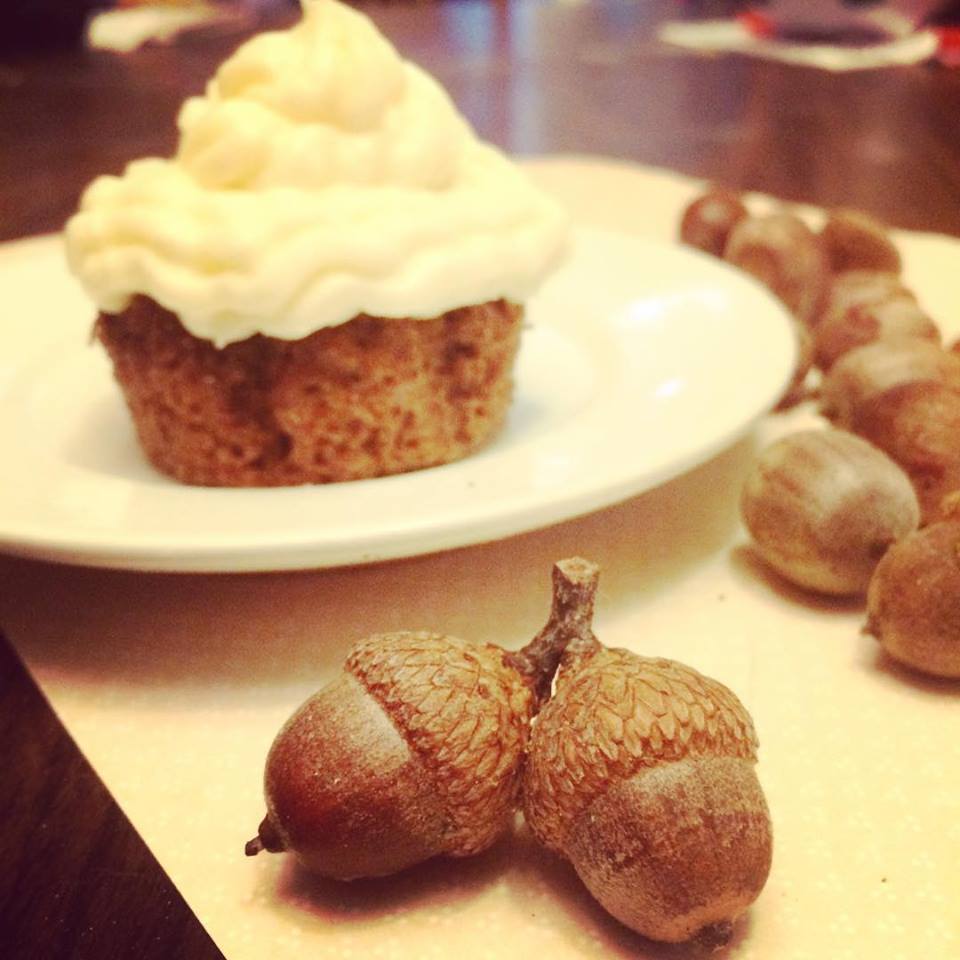 Acorn Spice Cupcakes with Cream Cheese Frosting (gluten free)